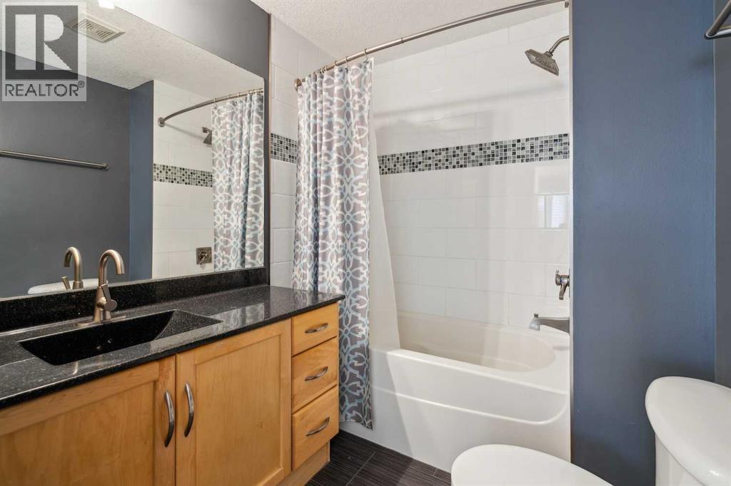 Single Family House for Sale in   Glamis Green SW Glamorgan Calgary 