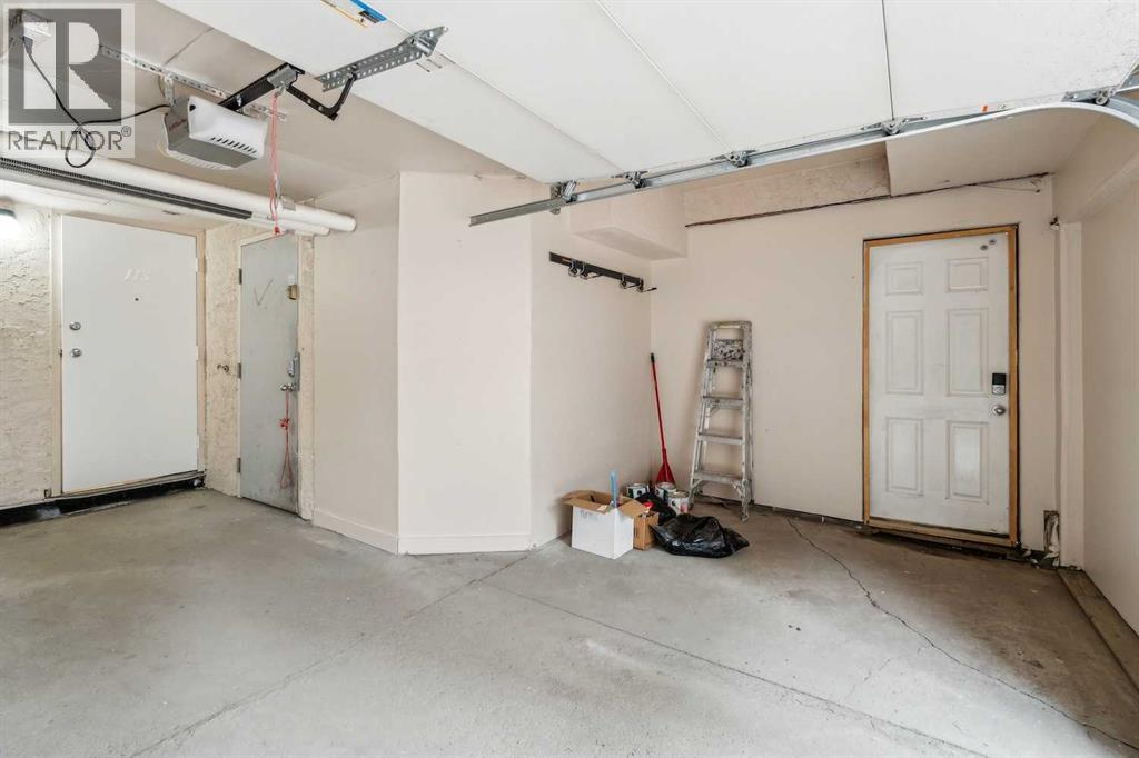 Single Family House for Sale in   Glamis Green SW Glamorgan Calgary 