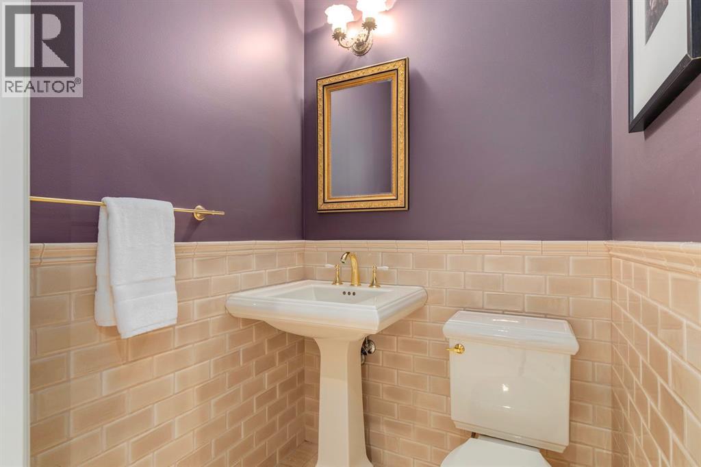 Single Family House for Sale in  Montreal Avenue SW Upper Mount Royal Calgary 