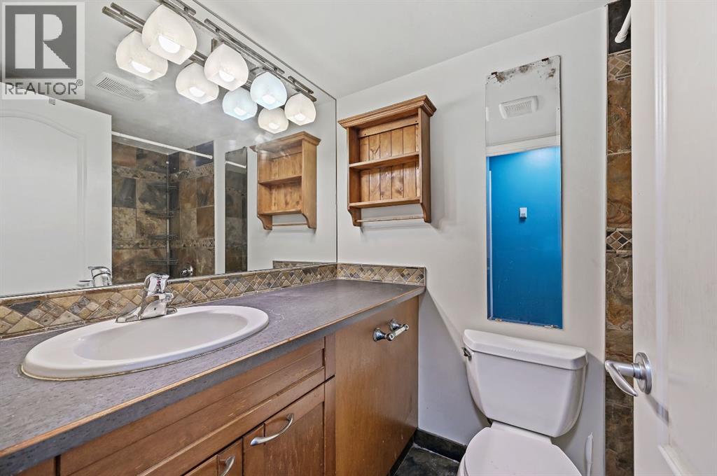 Single Family House for Sale in    Avenue SW Sunalta Calgary 