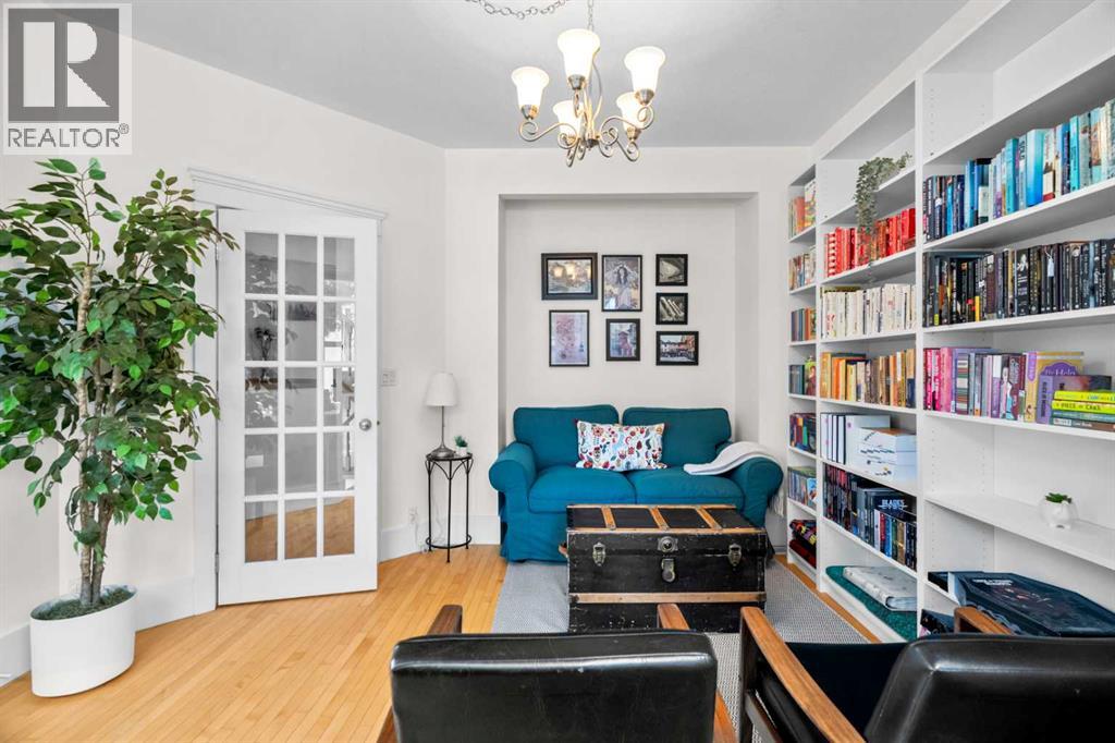 Single Family House for Sale in   Street SW Glenbrook Calgary 