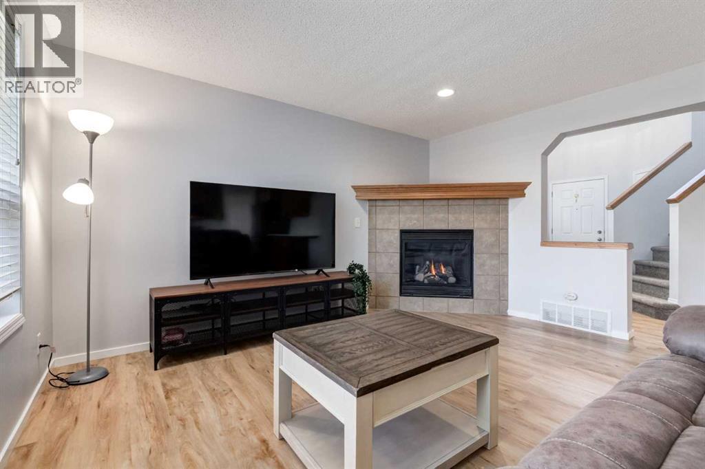 Single Family House for Sale in  Tuscany Springs Hill NW Tuscany Calgary 