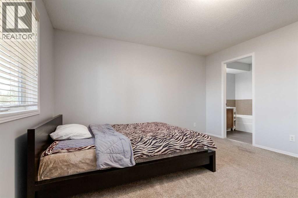 Single Family House for Sale in  Tuscany Springs Hill NW Tuscany Calgary 