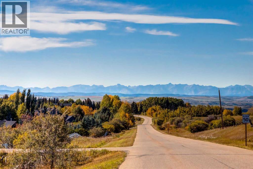 Single Family House for Sale in  Tuscany Springs Hill NW Tuscany Calgary 