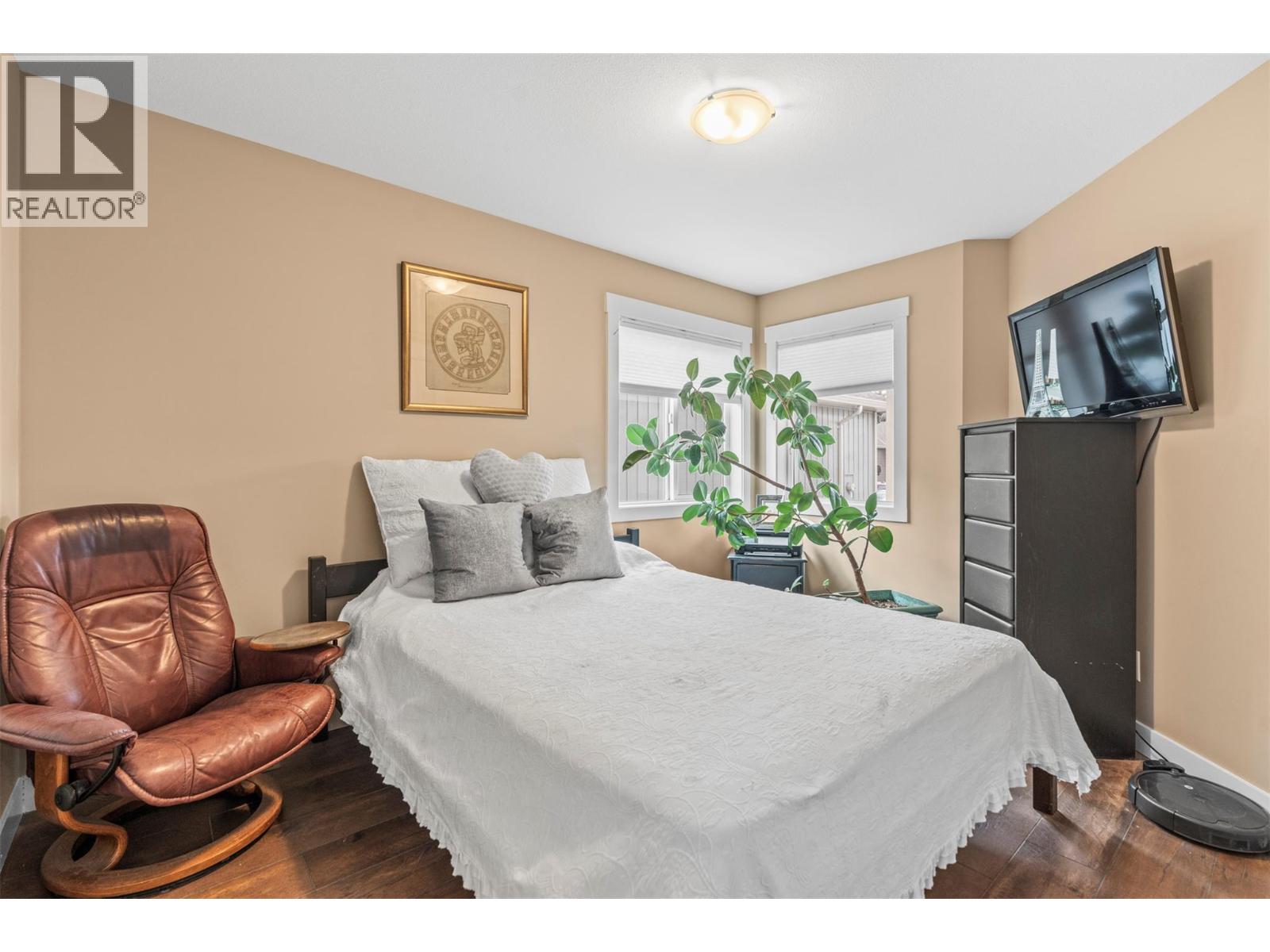 #55 2100 55 AVENUE - 22