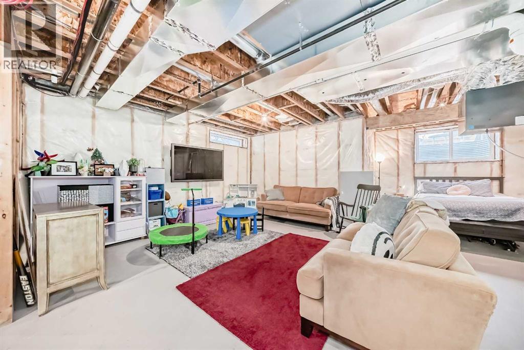 Single Family House for Sale in  Belmont Heath SW Belmont Calgary 