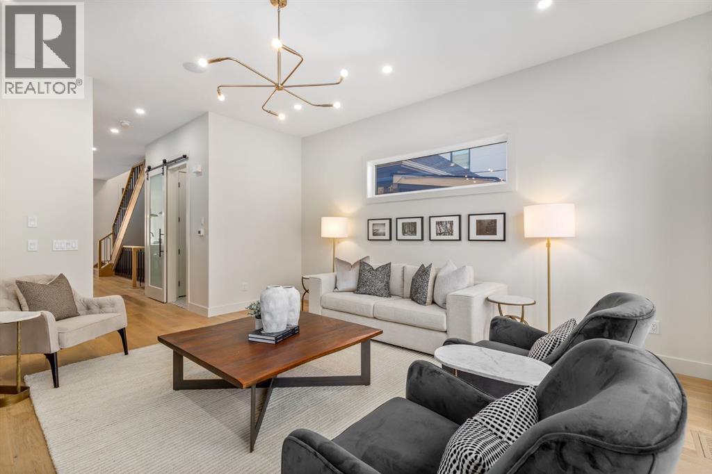 Single Family House for Sale in   Street NW Hillhurst Calgary 