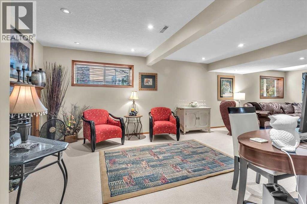 Single Family House for Sale in  Tuscany Ridge Green NW Tuscany Calgary 