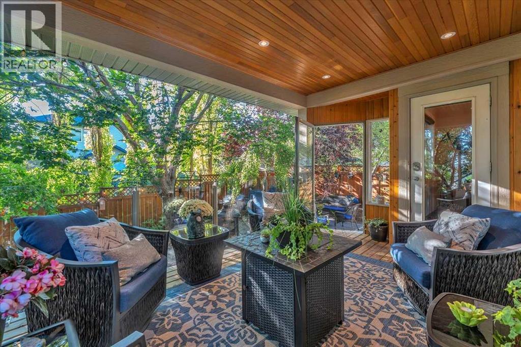 Single Family House for Sale in  Tuscany Ridge Green NW Tuscany Calgary 