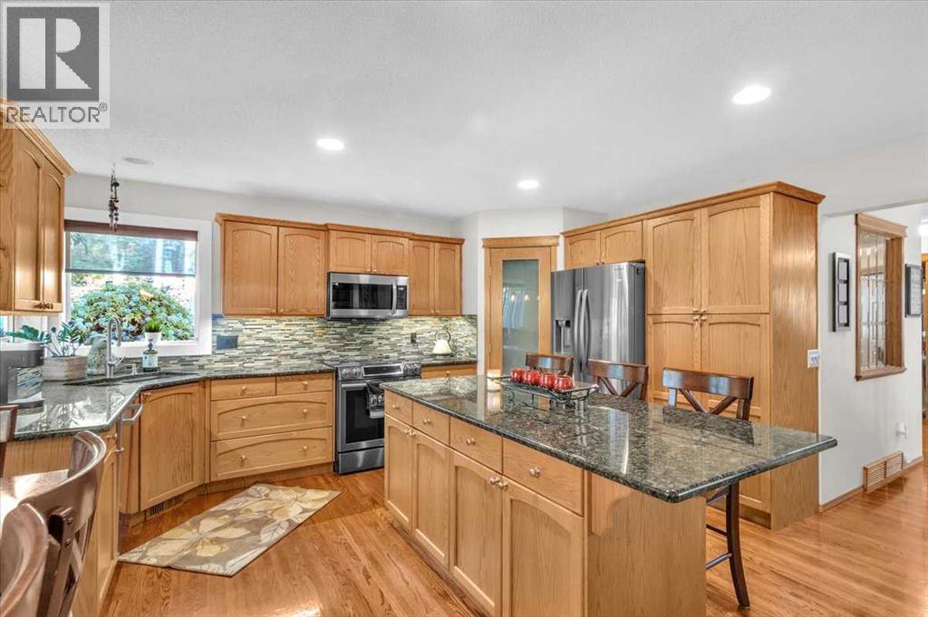 Single Family House for Sale in  Tuscany Ridge Green NW Tuscany Calgary 