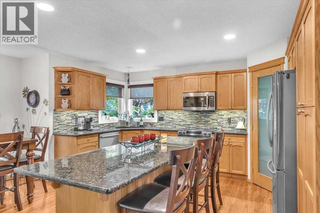 Single Family House for Sale in  Tuscany Ridge Green NW Tuscany Calgary 