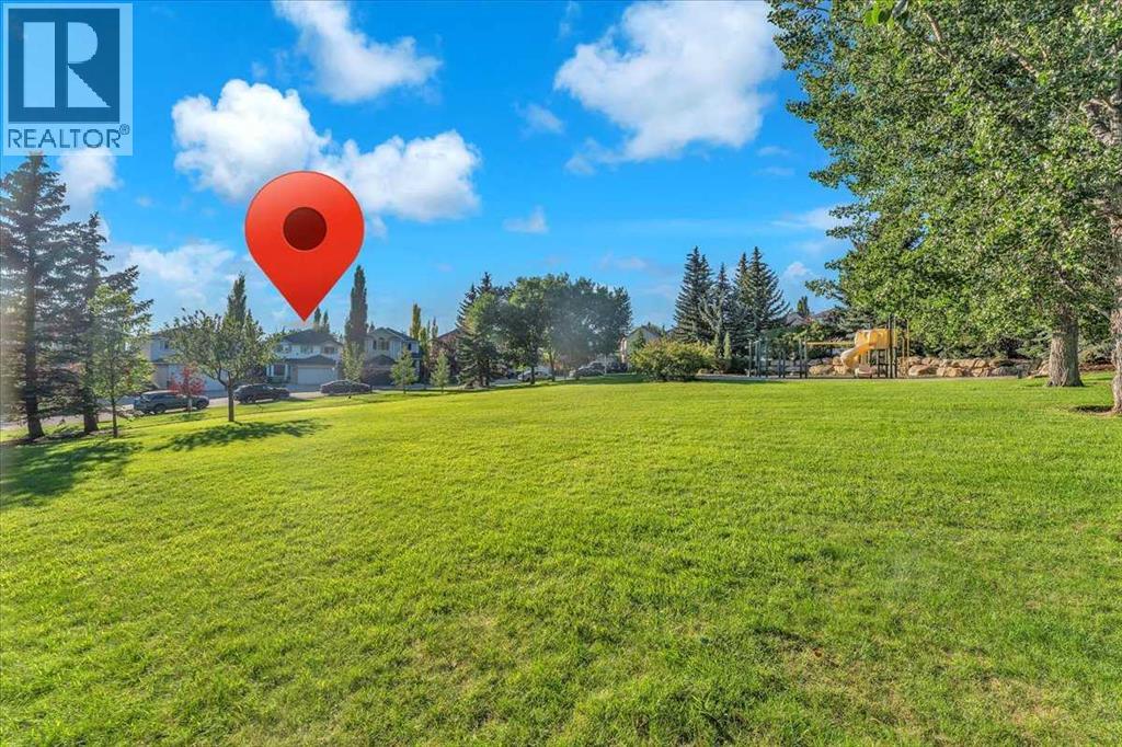 Single Family House for Sale in  Tuscany Ridge Green NW Tuscany Calgary 