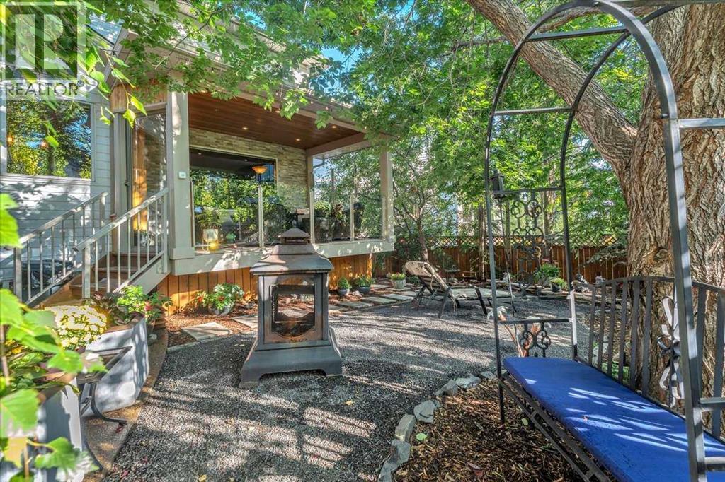 Single Family House for Sale in  Tuscany Ridge Green NW Tuscany Calgary 