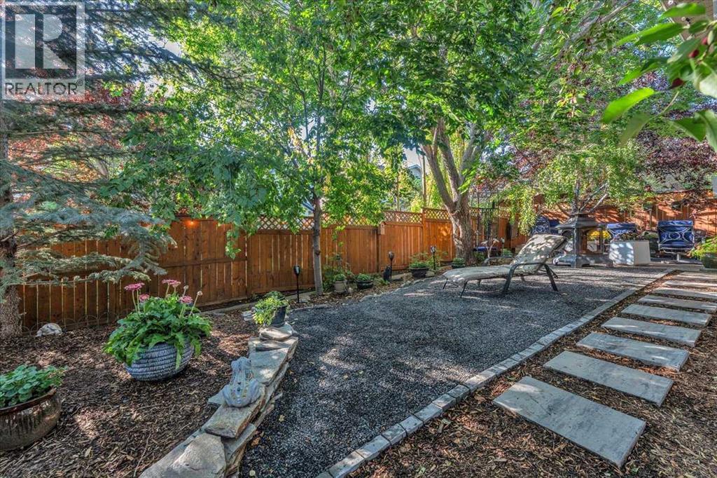 Single Family House for Sale in  Tuscany Ridge Green NW Tuscany Calgary 