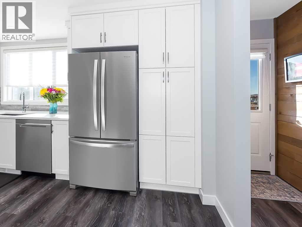 Single Family House for Sale in  Belmont Heath SW Belmont Calgary 