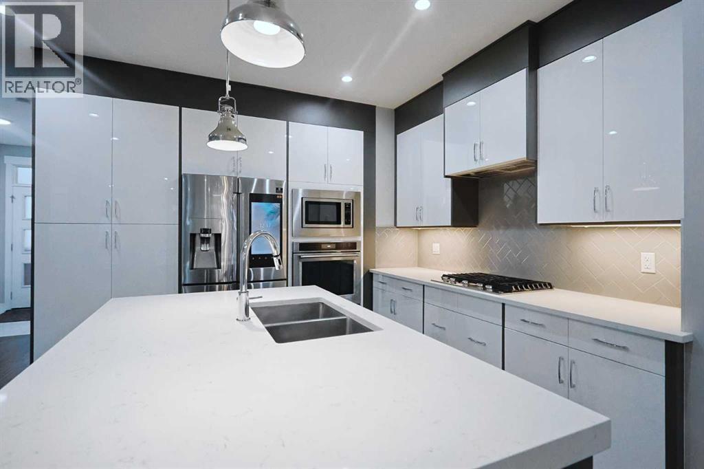 Single Family House for Sale in   Avenue NW Capitol Hill Calgary 