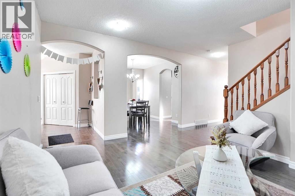 Single Family House for Sale in  Saddleland Crescent NE Saddle Ridge Calgary 