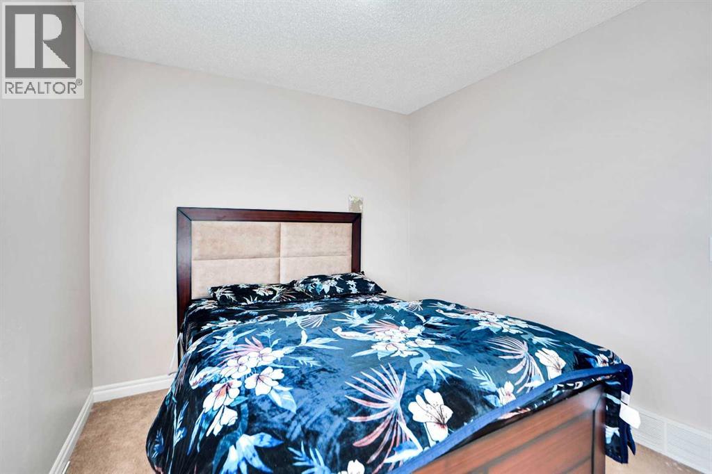 Single Family House for Sale in  Saddleland Crescent NE Saddle Ridge Calgary 