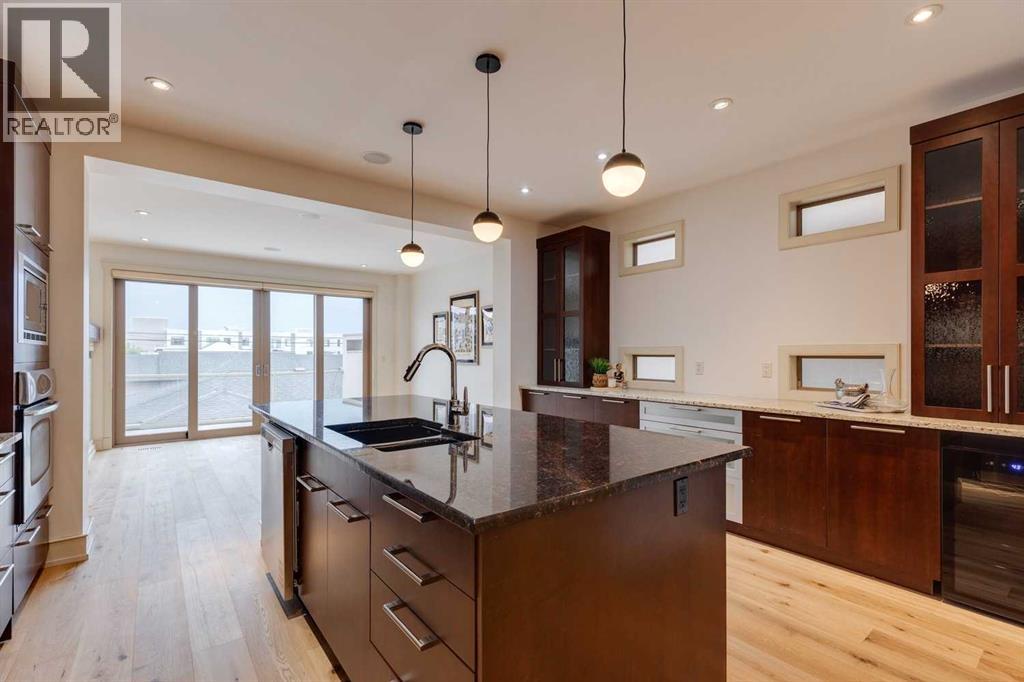 Single Family House for Sale in   Avenue SW South Calgary Calgary 