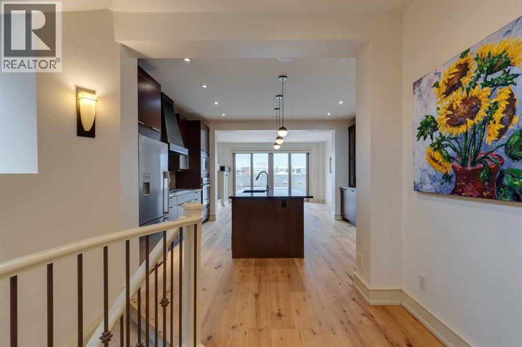 Single Family House for Sale in   Avenue SW South Calgary Calgary 