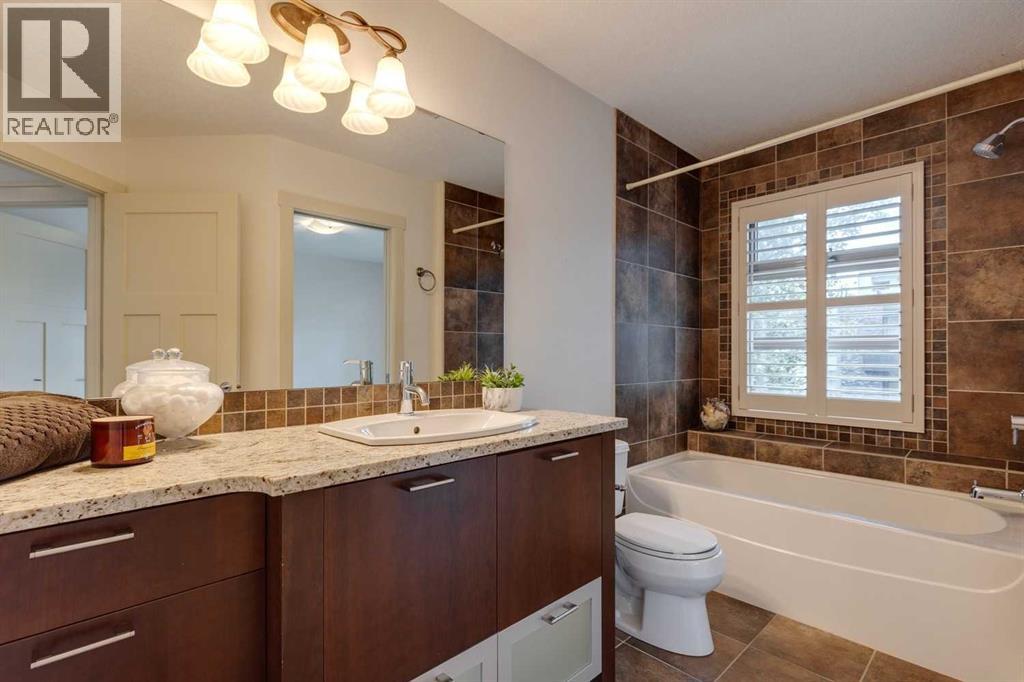 Single Family House for Sale in   Avenue SW South Calgary Calgary 