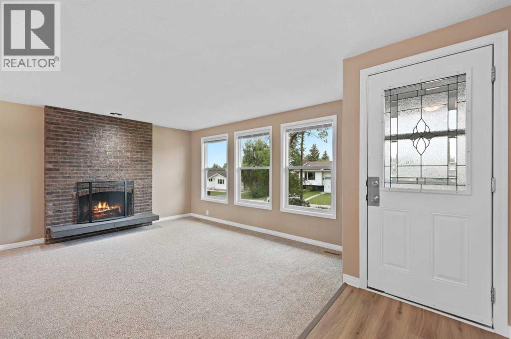 Single Family House Bungalow for Sale in   Avenue NE Pineridge Calgary 