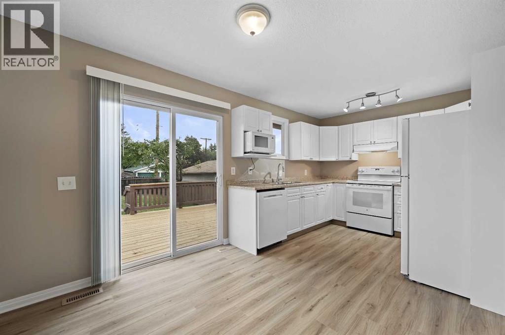 Single Family House Bungalow for Sale in   Avenue NE Pineridge Calgary 