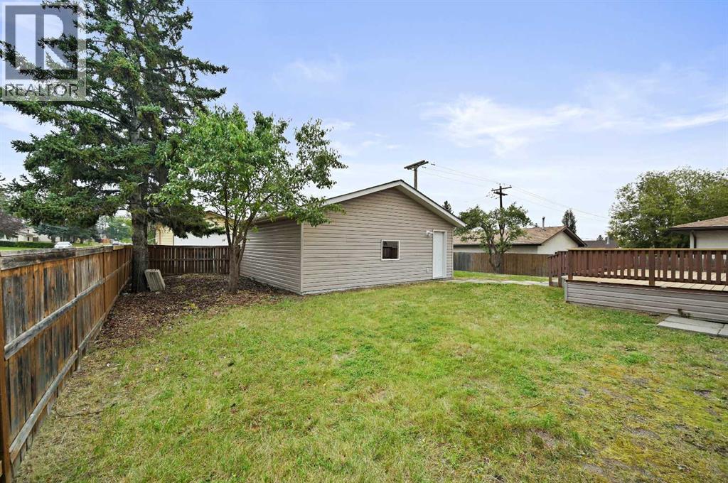 Single Family House Bungalow for Sale in   Avenue NE Pineridge Calgary 