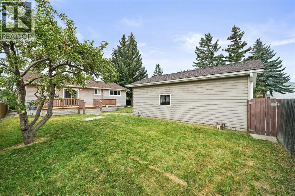 Single Family House Bungalow for Sale in   Avenue NE Pineridge Calgary 