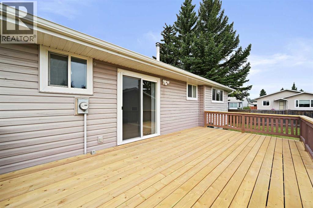 Single Family House Bungalow for Sale in   Avenue NE Pineridge Calgary 