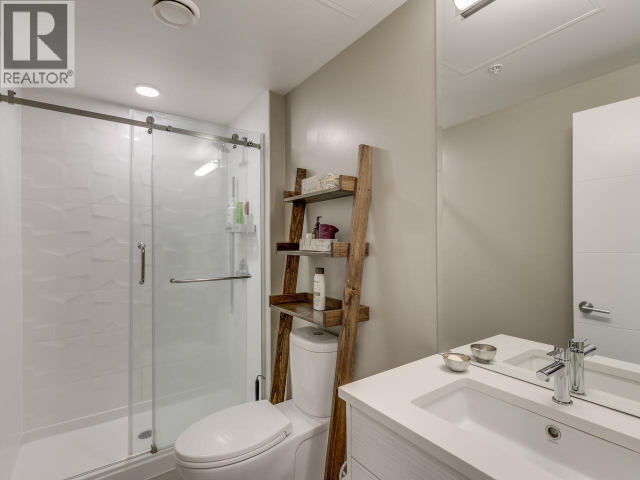 416 38033 SECOND AVENUE, Squamish