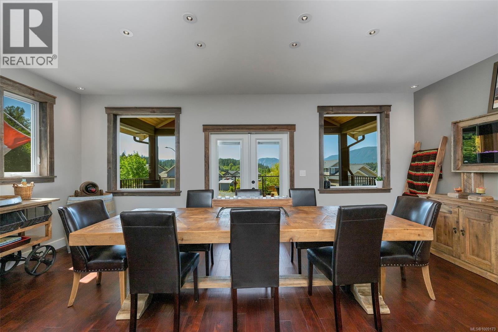 263 Tal Rd, Lake Cowichan