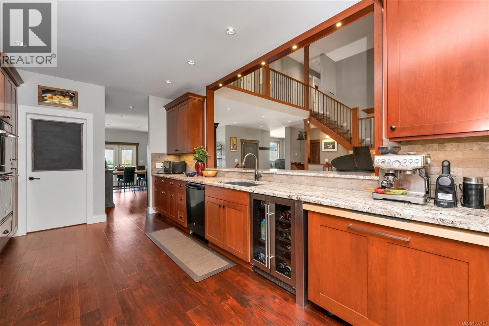 263 Tal Rd, Lake Cowichan