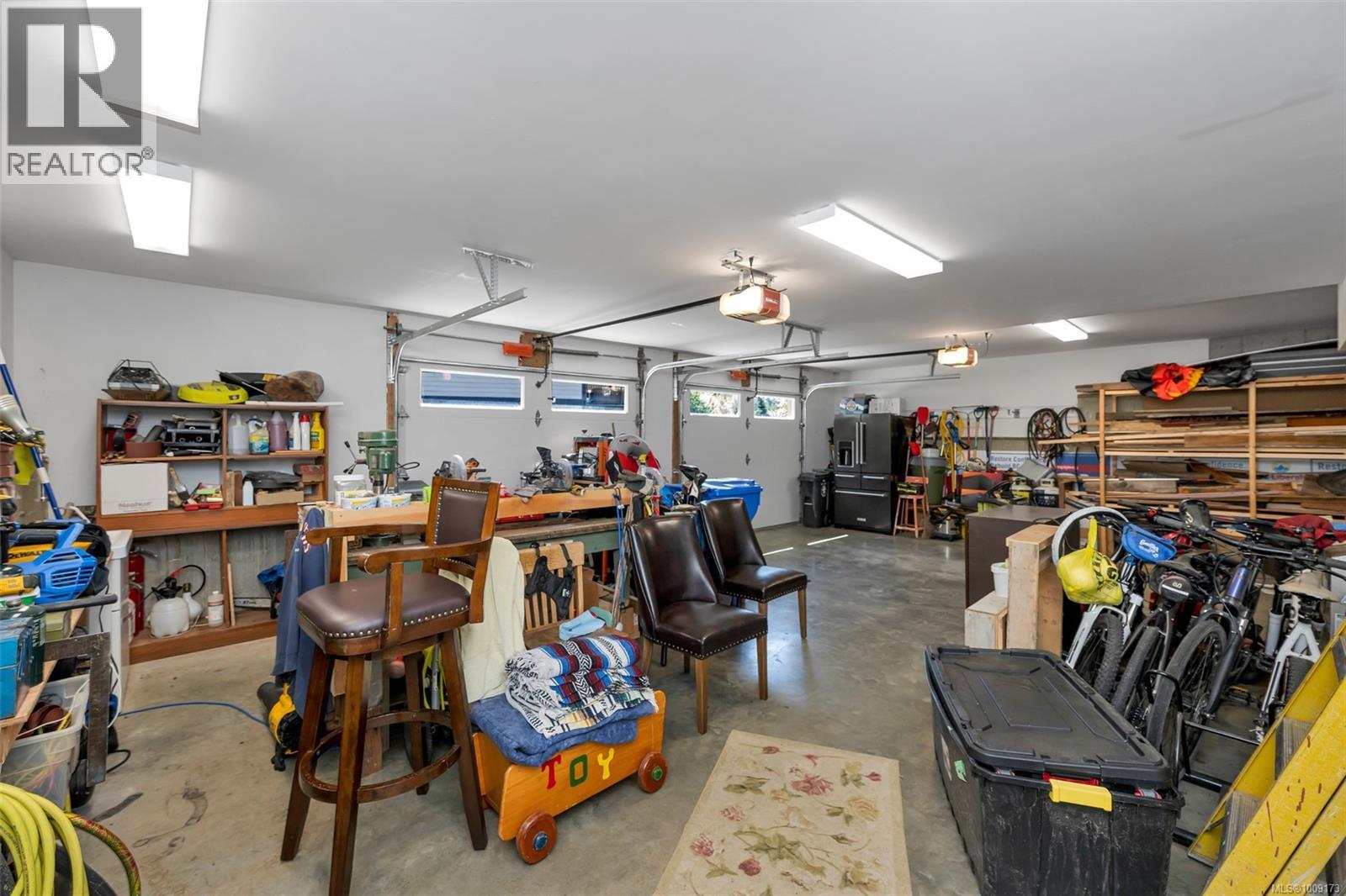 263 Tal Rd, Lake Cowichan