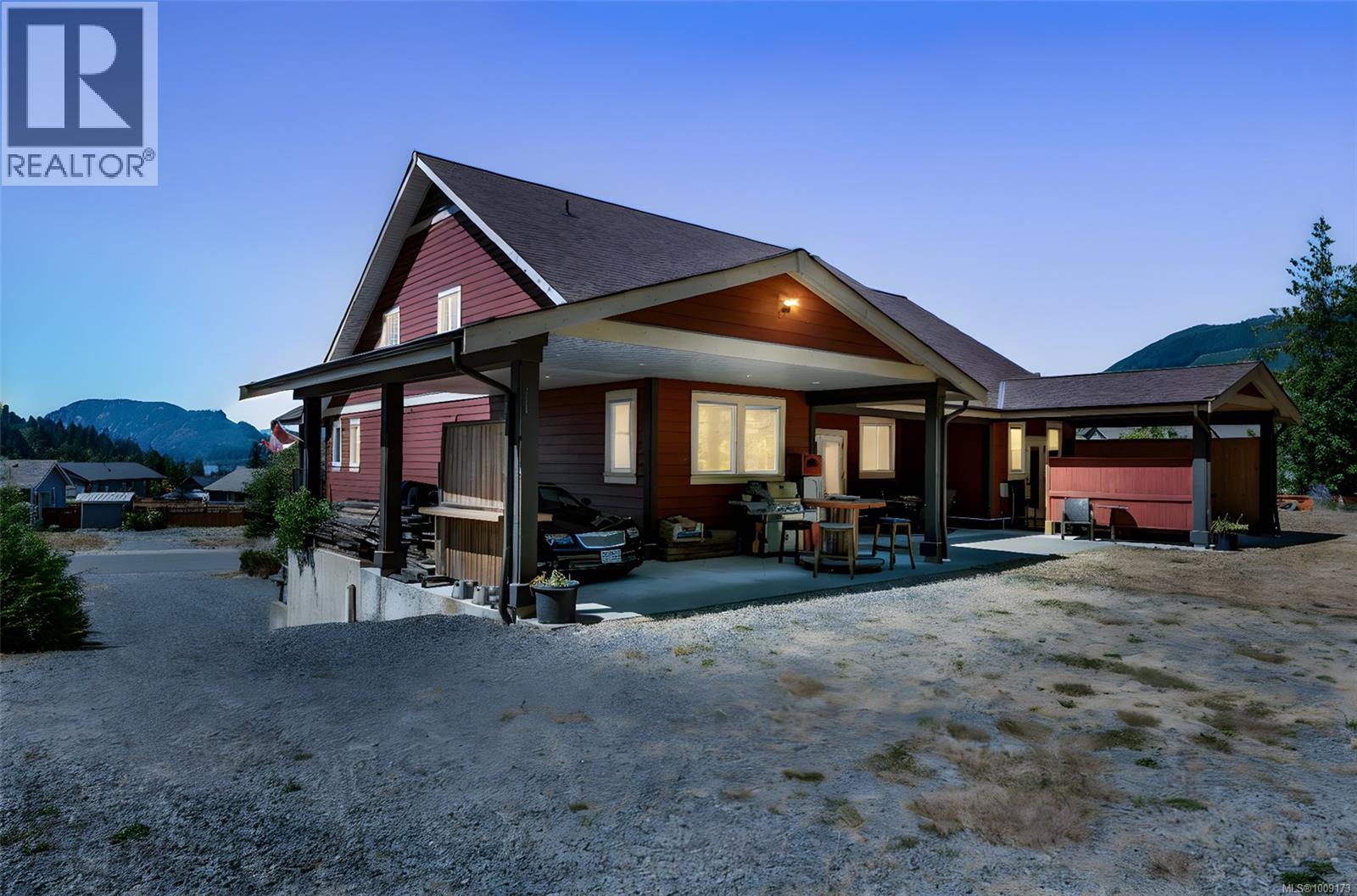 263 Tal Rd, Lake Cowichan