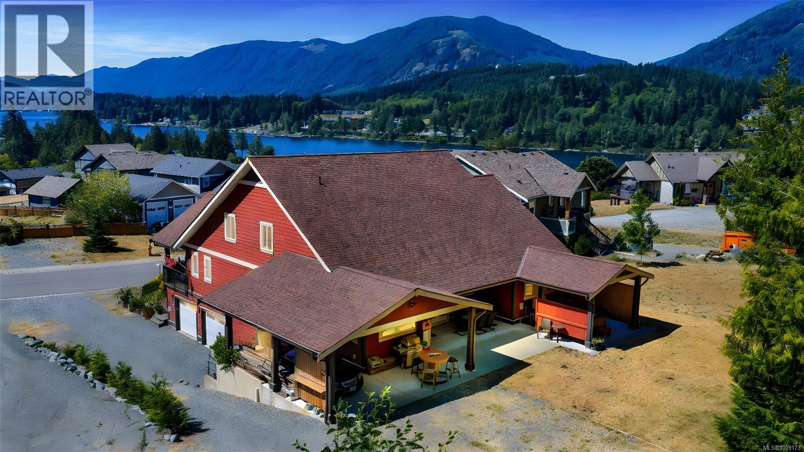 263 Tal Rd, Lake Cowichan
