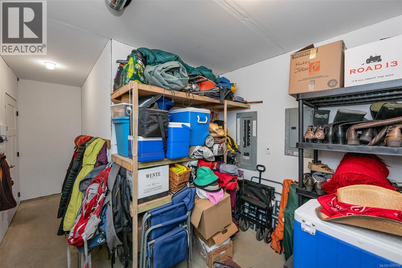 263 Tal Rd, Lake Cowichan