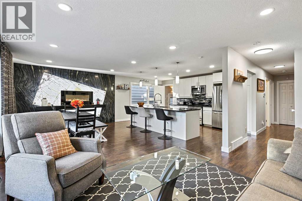 Single Family House Bungalow for Sale in  Midridge Drive SE Midnapore Calgary 