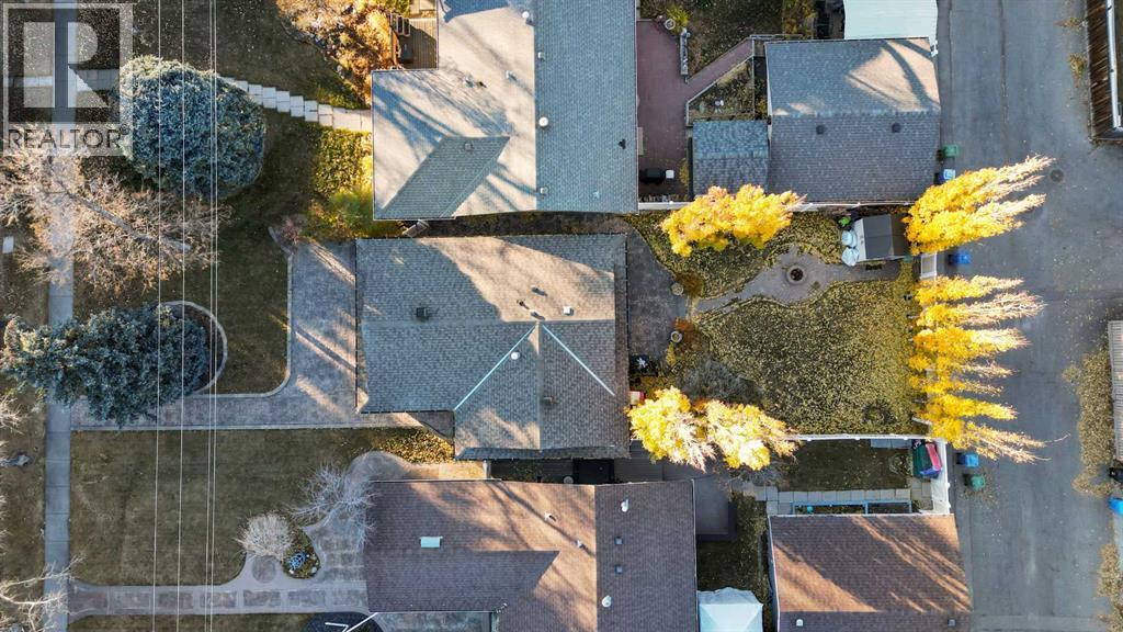 Single Family House Bungalow for Sale in  Midridge Drive SE Midnapore Calgary 