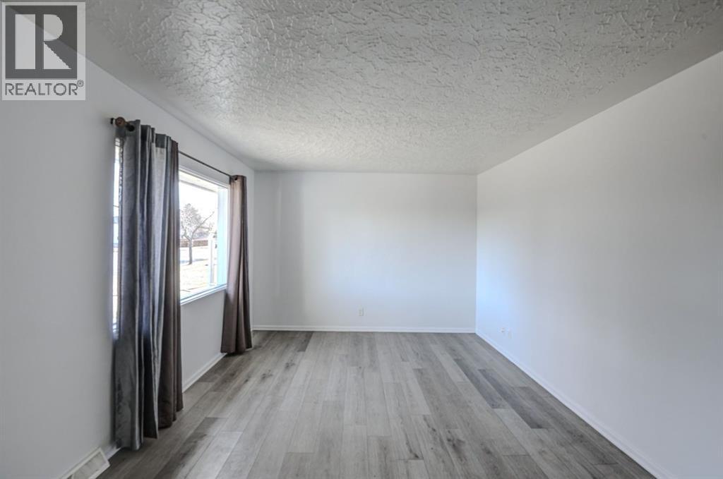 Single Family House Bungalow for Sale in  Centre Street NW Thorncliffe Calgary 