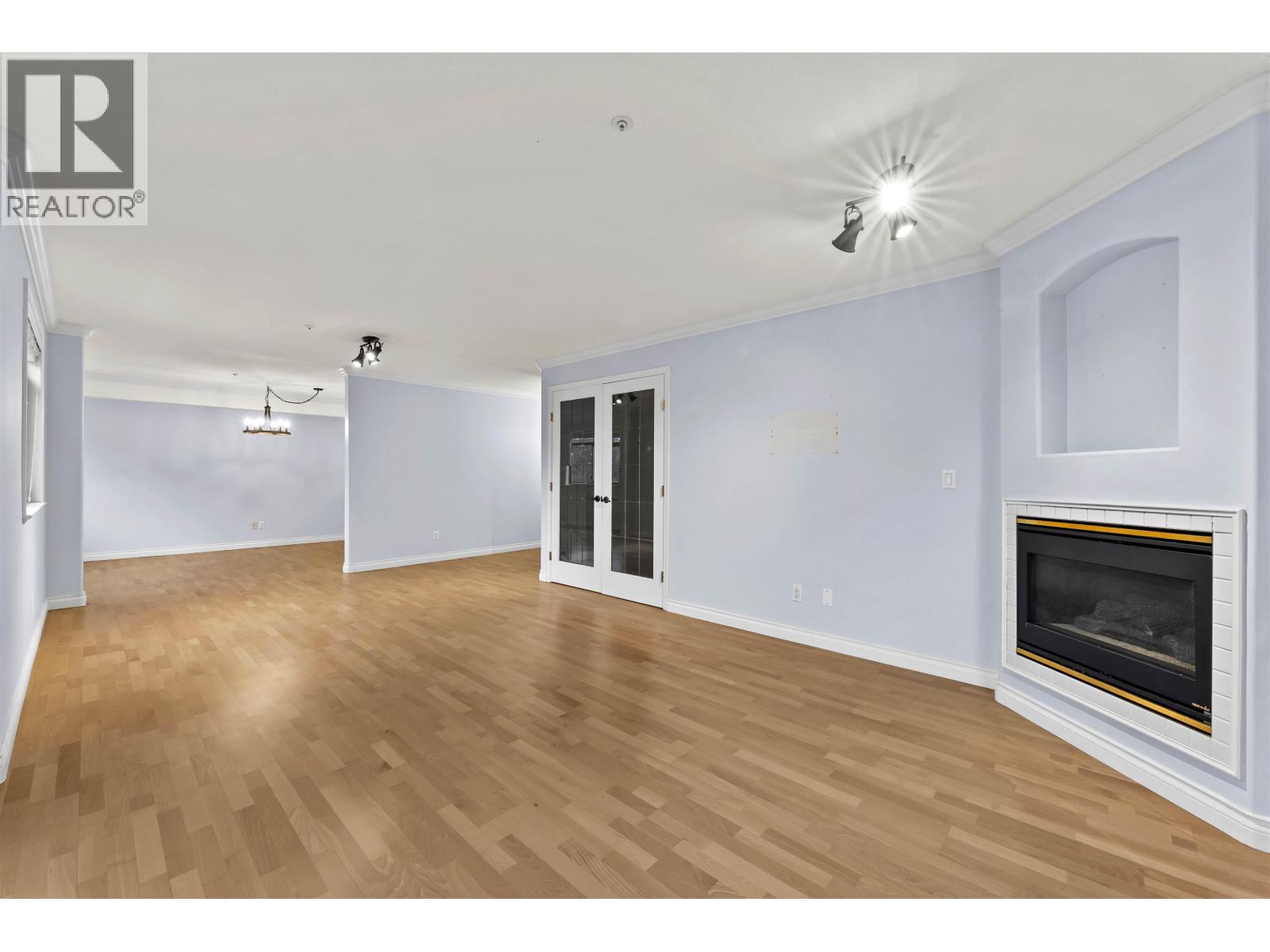 #A203-1258 HUNTER Road, Delta