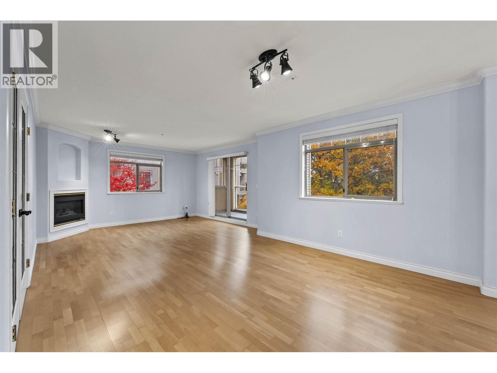 #A203-1258 HUNTER Road, Delta