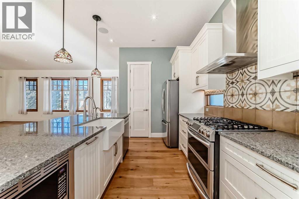 Single Family House for Sale in   Avenue NW West Hillhurst Calgary 