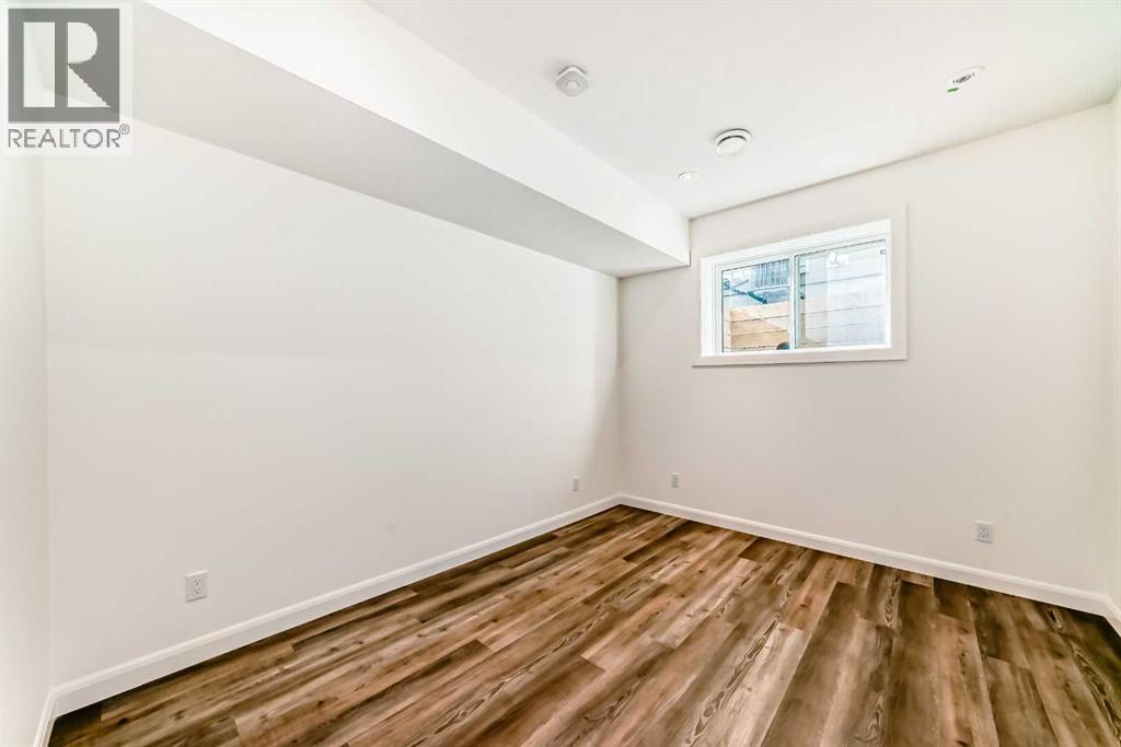 Single Family House for Sale in   Avenue NW West Hillhurst Calgary 