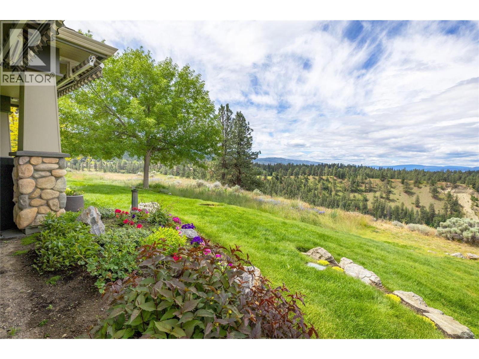 14 3800 Gallaghers Pinnacle Way, Kelowna
