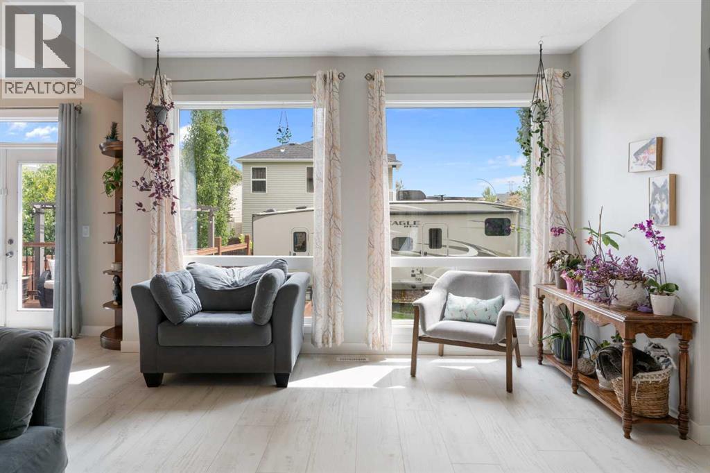 Single Family House for Sale in  Tuscany Ridge Mews NW Tuscany Calgary 