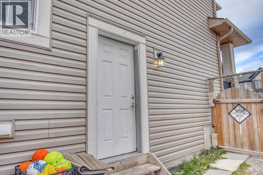 Single Family House for Sale in  Nolancrest Circle NW Nolan Hill Calgary 