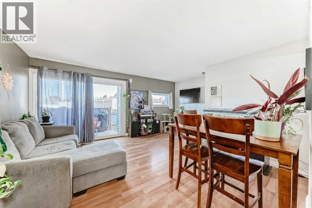 Single Family House for Sale in   Templehill Drive NE Temple Calgary 