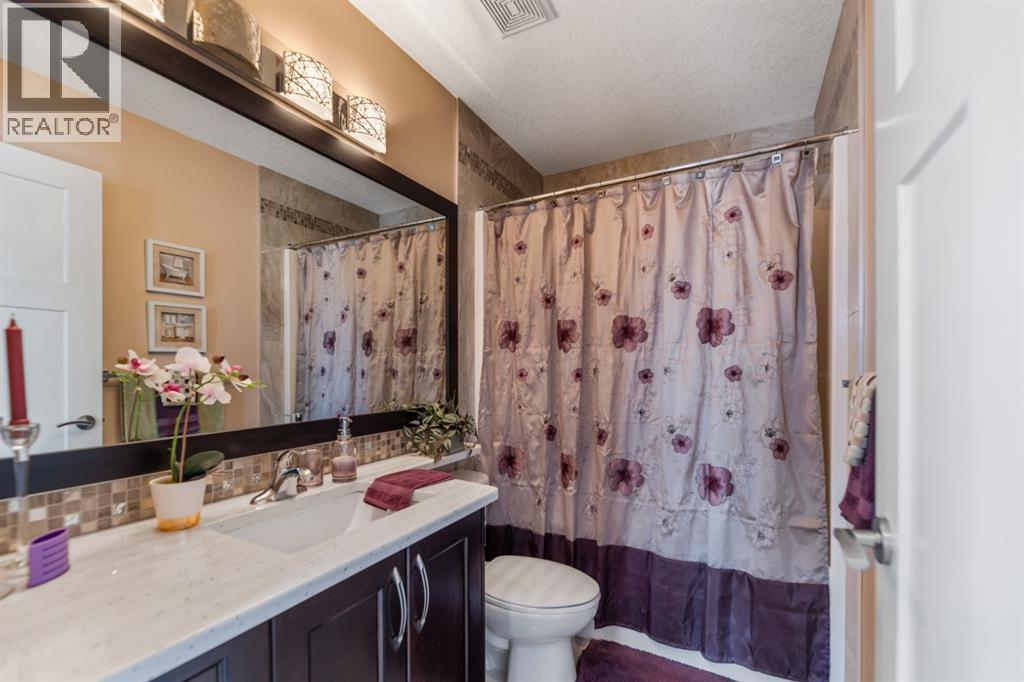 Single Family House for Sale in  SADDLELAKE View NE Saddle Ridge Calgary 