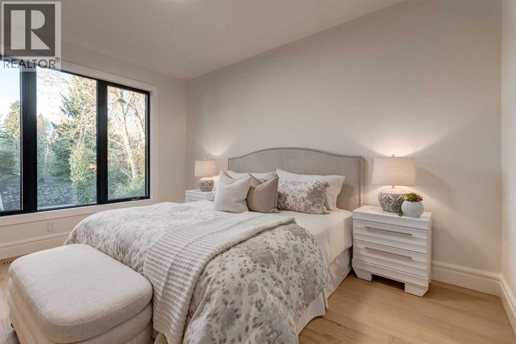 Single Family House for Sale in   Avenue SW Elbow Park Calgary 